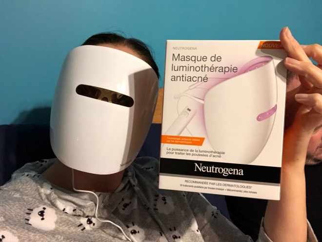 Notre verdict sur le masque de luminothérapie de Neutrogena